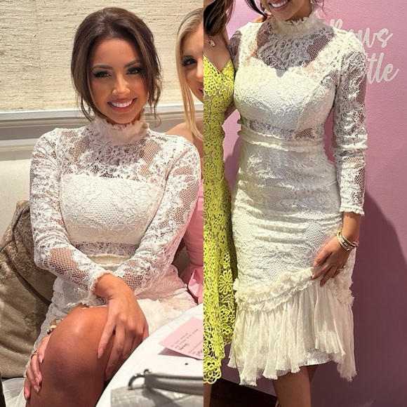 Breathtaking Alexis Anabella Ruched Lace Midi Dress😍